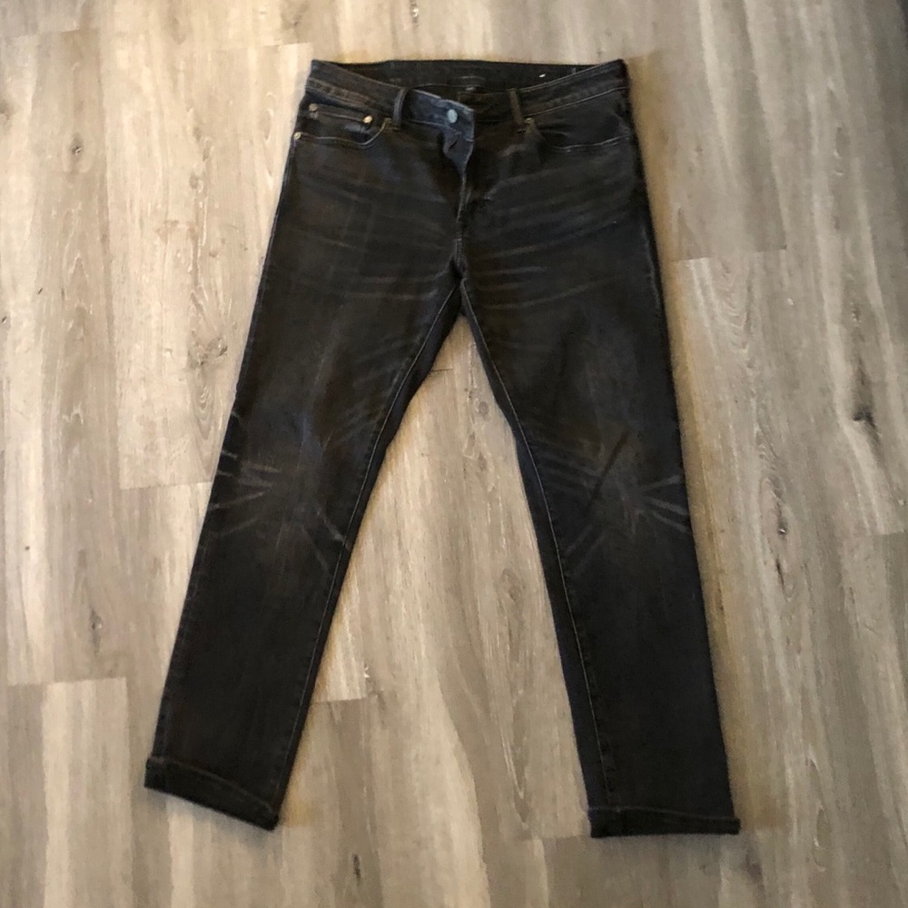 Men’s black jeans